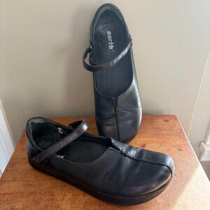 Earth Solar Mary Janes